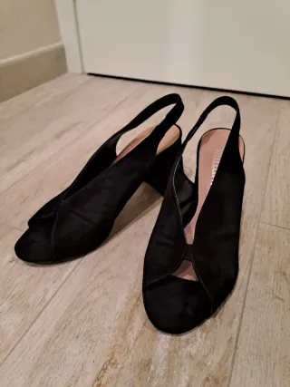 Tacchi scamosciati neri Millani