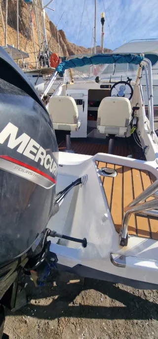 Barco 5m, Mercury 50cv, con amarre