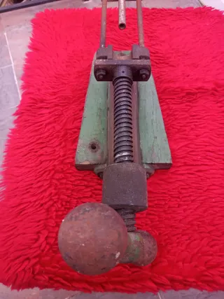 Prensa antigua decorativa