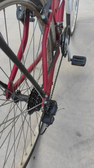 Bicicleta Urbana 29 Roja y Plata