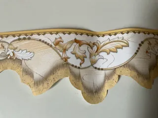 Striscia decorativa per carta da parati colore oro