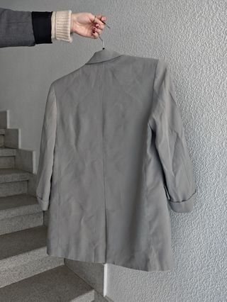 Americana blazer Stradivarius gris