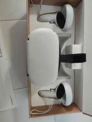 Oculus Quest 2 128GB+ casco GOMRV+ base di ricarica