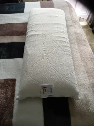 Almohada Mash Beige y Blanca