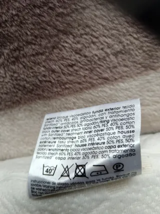 Almohada Mash Beige y Blanca