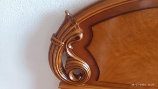 Cabecero de madera estilo clásico