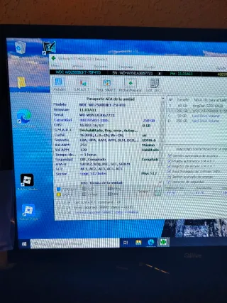 Torre PC Sobremesa Beige y Blanca