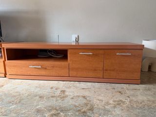 Mueble TV madera claro