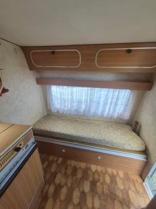 Caravana vintage para terreno