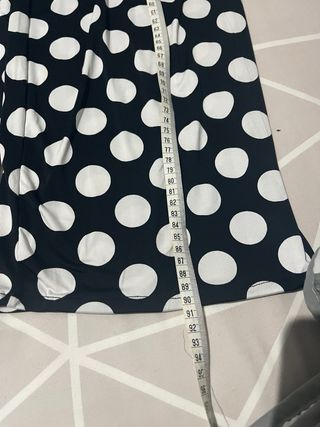 Pantalón de lunares blanco y negro