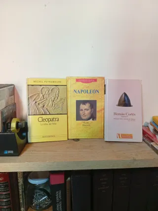 Lote,Napoleón,Hernán Cortés,cleopatra