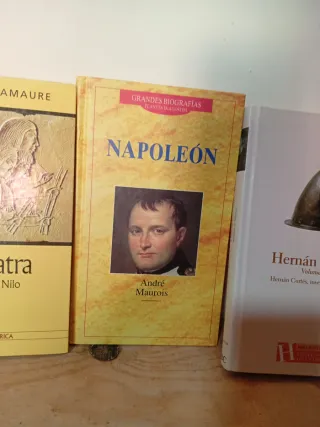 Lote,Napoleón,Hernán Cortés,cleopatra