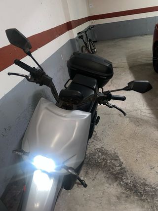 Moto Silence S02 Plata