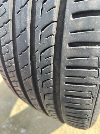 Neumático BARUM 225/35/19