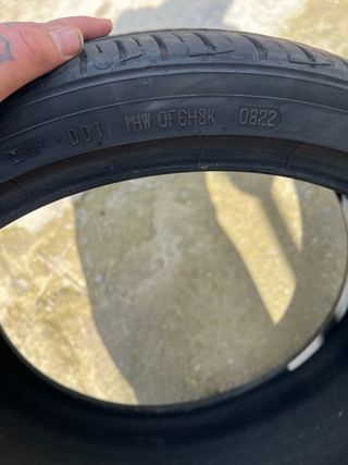 Neumático BARUM 225/35/19