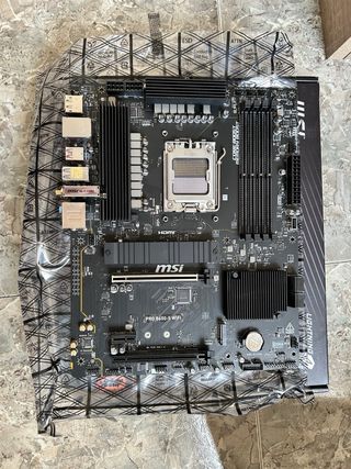 MSI PRO B650-S WIFI Placa Base