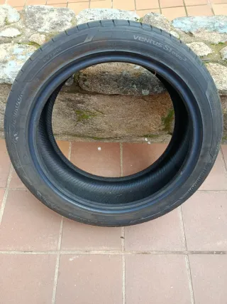 Neumático Hankook Ventus S1 evo3 225/45 R19
