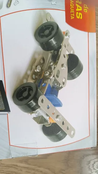 Coche de Carreras Construye tu Maqueta Susaeta