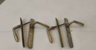 Lote 2 Juegos Manillas Latón Antiguos