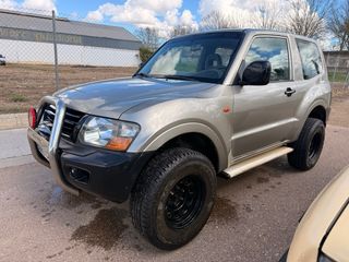 Mitsubishi Montero 2002