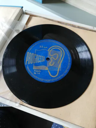 Progressa Español-Francés. Libros y vinilos 1964