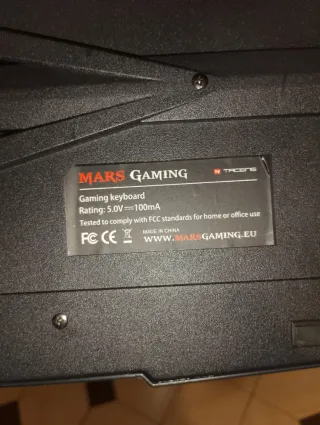 Teclado Mars Gaming Negro y Rojo de membrana