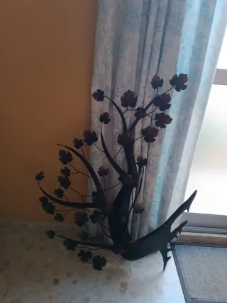 Árbol decorativo metal hojas