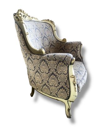 Elegante Tresillo Luis XV: Lujo Clásico