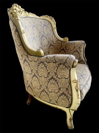 Elegante Tresillo Luis XV: Lujo Clásico