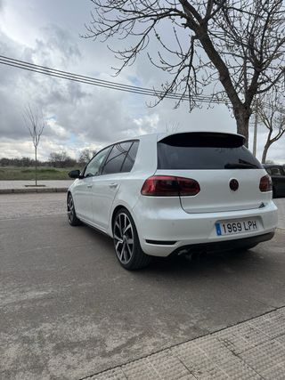 Volkswagen Golf 2011