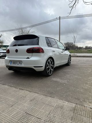 Volkswagen Golf 2011