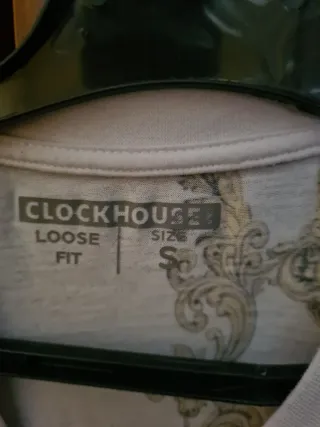 Camiseta Clockhouse Estampada