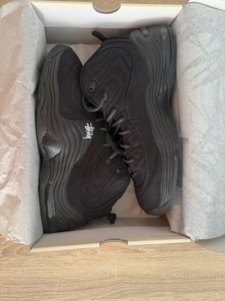 Nike x Stüssy negras