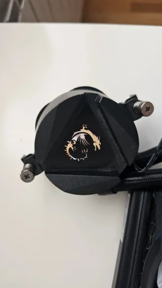 Sistema refrigeración líquida doble ventilador