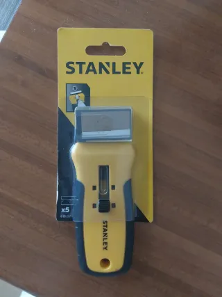 Rascavidrios Stanley con 5 cuchillas