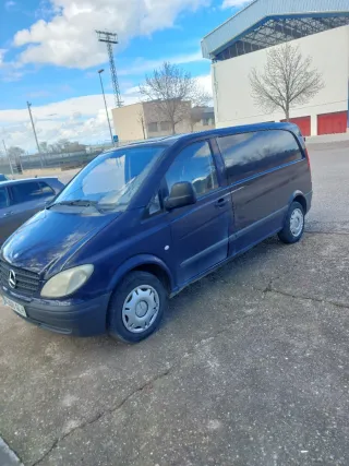 Mercedes-Benz Vito 2009