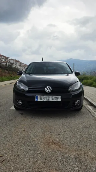 Volkswagen Golf 1.6 TDI ETIQUETA B