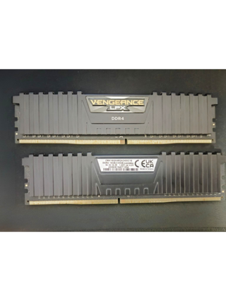 Memoria RAM 16GB - 2x8 Corsair Vengeance LPX DDR4