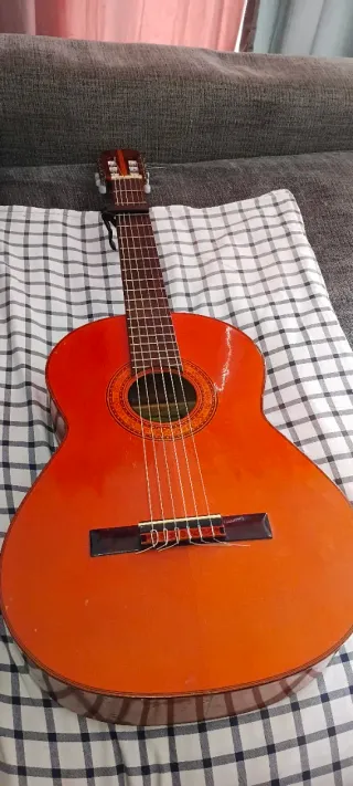 Guitarra Admira Modelo Dolores