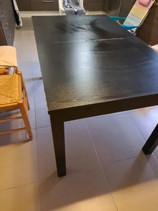 Mesa de comedor negra Ikea