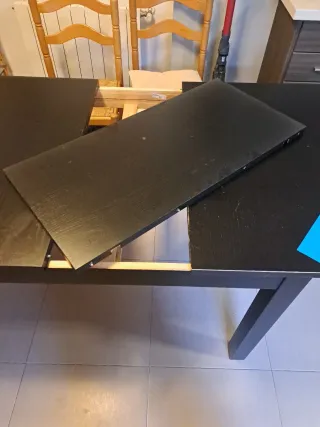 Mesa de comedor negra Ikea