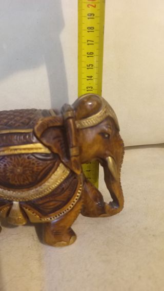 Scultura elefante indiano in legno