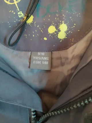 Chaqueta Regatta Breat Outdoors Talla 9-10 Capucha