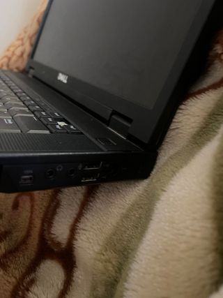 Dell Latitude E5500 Series Notebook