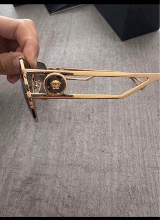 Occhiali da sole Versace oro e marrone