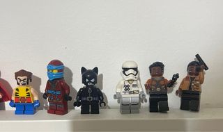 12 Mini Figure Lego