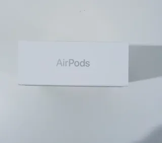 Apple AirPods 4 Auriculares Inalámbricos