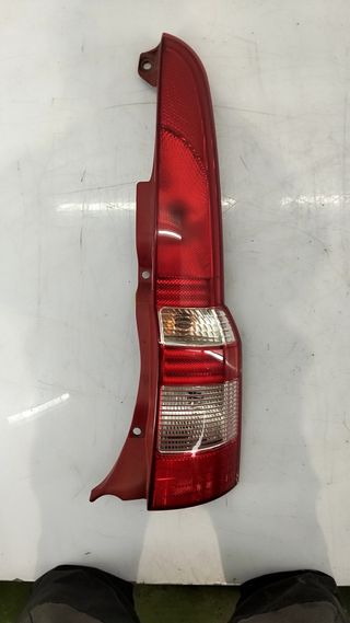 PILOTO TRASERO DERECHO FIAT PANDA (169) (2)