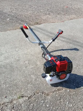 Desbrozadora 52 CC lista para usar