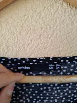 Vestido corto cruzado azul y blanco